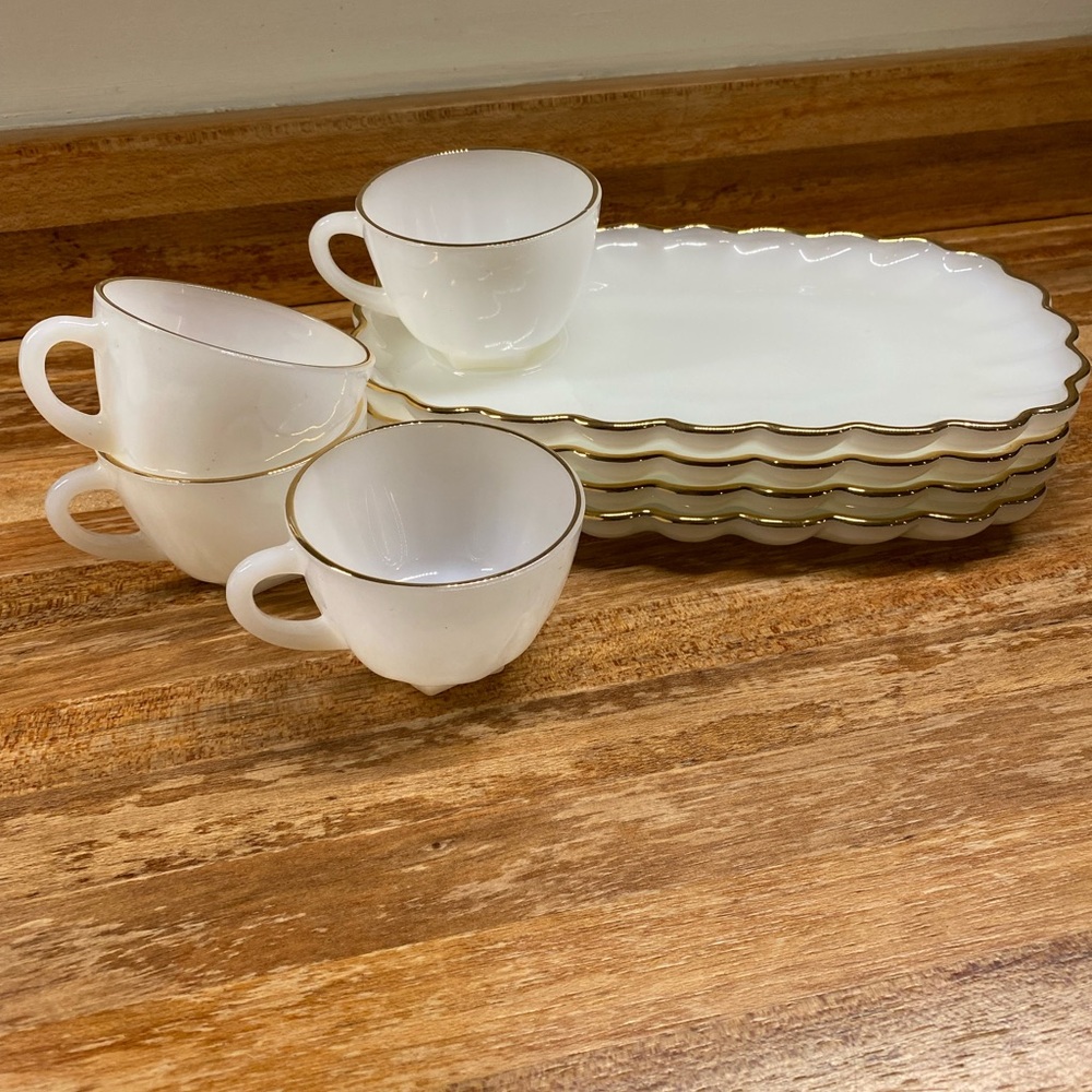 Teacup Snack Plate 8 Piece Set Anchor Hocking Milk White Gold Trim Vintage
